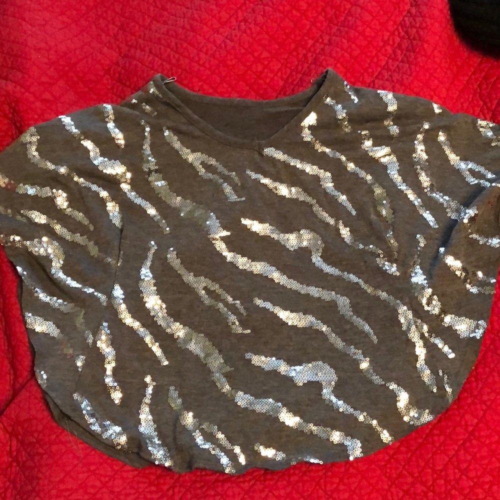 Girls butterfly sleeve sequin shirt size small